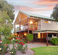 Sea Esta - town  beach on your doorstep - Queensland Tourism