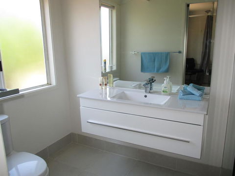 Sea Renity In Dundowran - Queensland Tourism 1