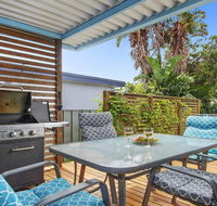 Sea Shack - renovated 1950's beach house - QLD Tourism