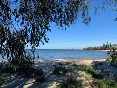 Seabreeze House - So Close To The Beach - Queensland Tourism 1