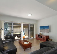 Seachange Townhouse 4 - QLD Tourism