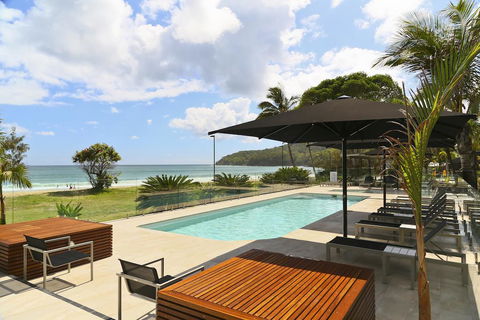 Seahaven Noosa Beachfront Resort - QLD Tourism 2