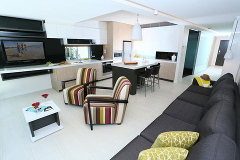 Seahaven Noosa Beachfront Resort - QLD Tourism 3