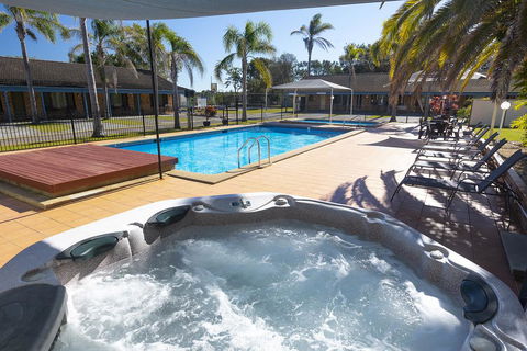 Seashells Beachfront Resort - QLD Tourism 0