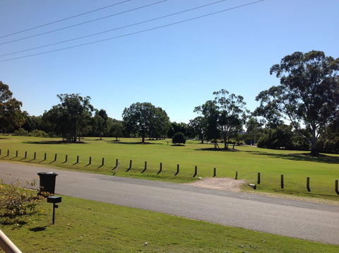 Seaside Cottage - QLD Tourism 0