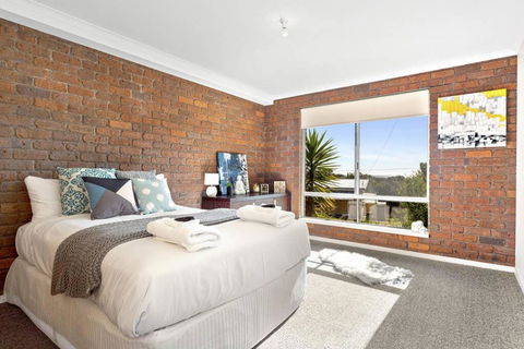 SEASIDE SERENITY 2 - L'Abode Accommodation - Queensland Tourism 1