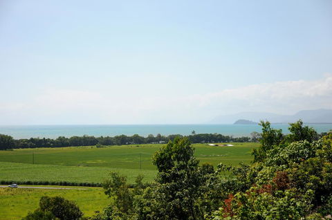 Seaview - Queensland Tourism 1