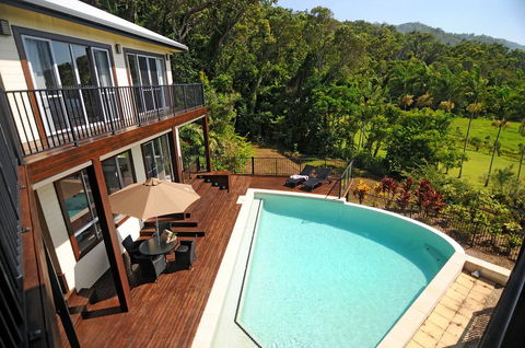 Seaview - Queensland Tourism 2