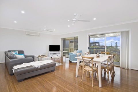 SEAVIEW DREAM - Bonny Hills - Queensland Tourism 1