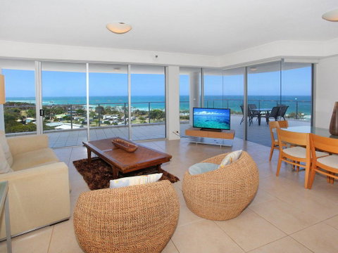 Sebel 808 By G1 Holidays - QLD Tourism 3