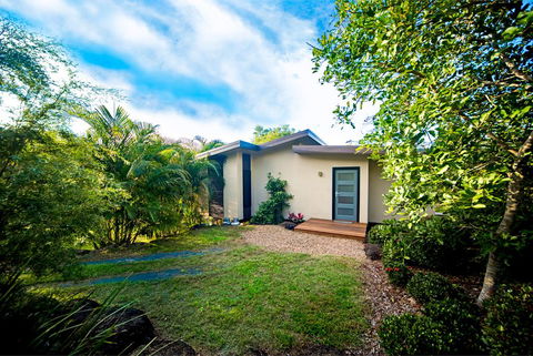 Seclude Rainforest Retreat - QLD Tourism 3