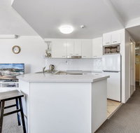 Second Floor 2 Bedroom Mooloolaba Escape - Caribbean Resort - Queensland Tourism