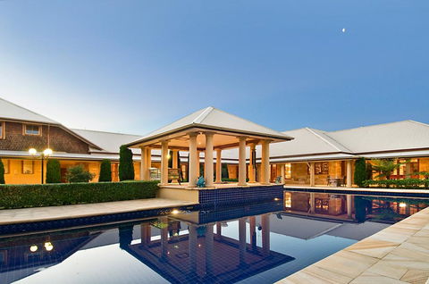 Secret Garden - Queensland Tourism 0