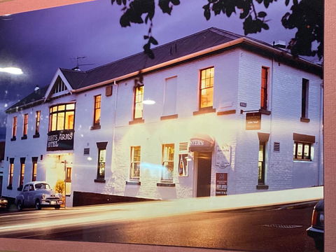 Shipwrights Arms - QLD Tourism 0