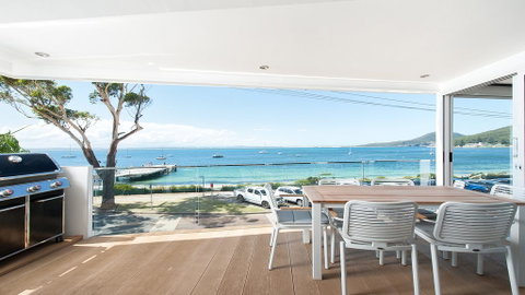 Shoal Bay Views - QLD Tourism 0