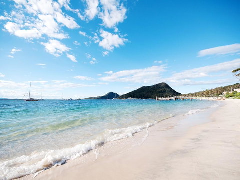 Shoal Bay Views - QLD Tourism 1