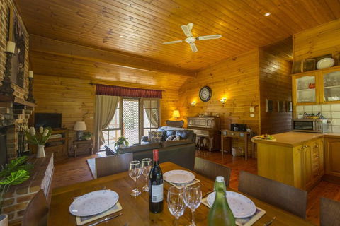 Silky Oak Cottage - QLD Tourism 2