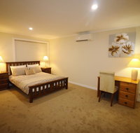 Silver House - Melbourne Airport Accommodation - QLD Tourism