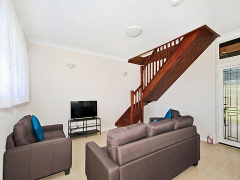 Silver Sands Serenity - QLD Tourism 1