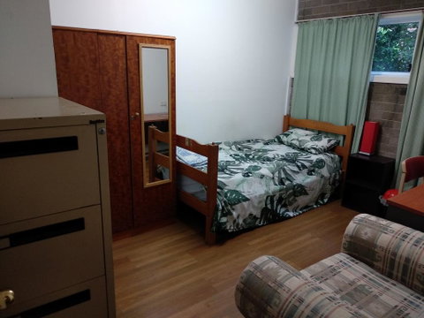 Single Room In Wollongong Near Uni - QLD Tourism 0