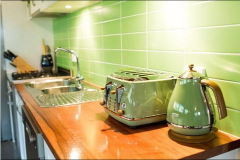 Sinnamons Cottage - QLD Tourism 2