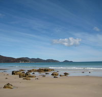 Sisters Beach House - QLD Tourism