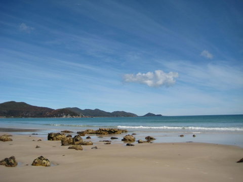 Sisters Beach House - QLD Tourism 0