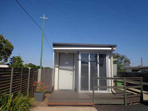 Smart Stayzzz Inns - Queensland Tourism 2