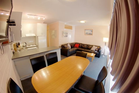 Snow Ski Apartments 28 - QLD Tourism 2