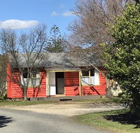 Somerset Beachside Cabin And Caravan Park