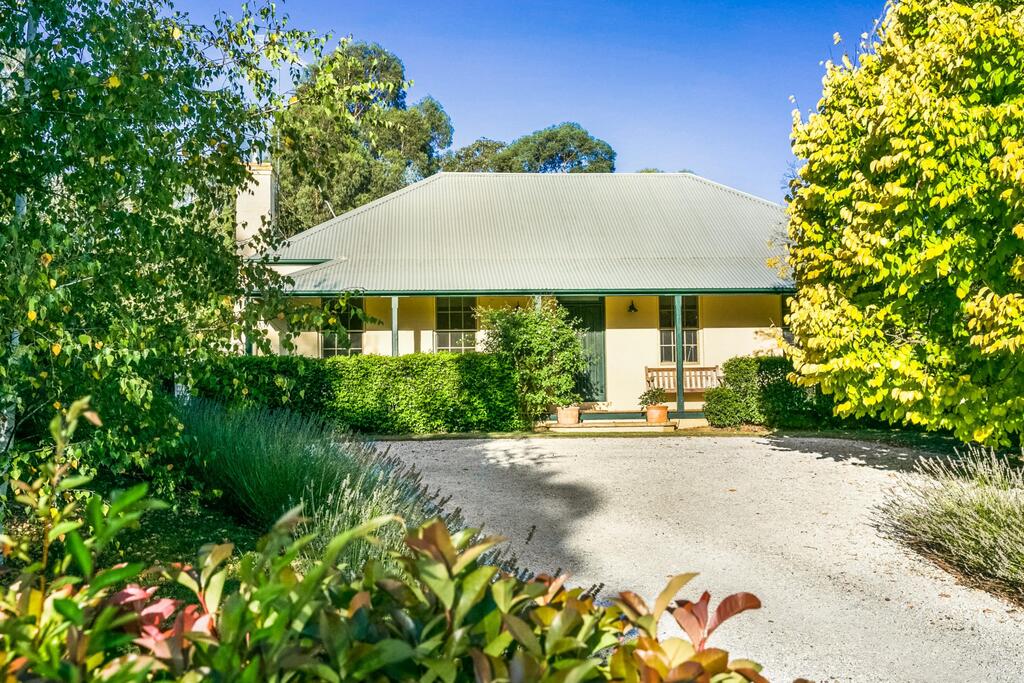 Manchester Square NSW QLD Tourism