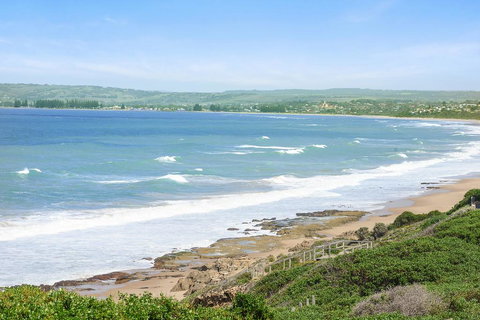 South Seas Beachfront Apartments - QLD Tourism 0