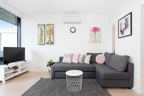 South Yarra City View Apartment With Car Park, Amazon Alexa, Spotify, Netflix, And WiFi - QLD Tourism 2