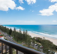 Southern Cross Beachfront Holiday Apartments - QLD Tourism