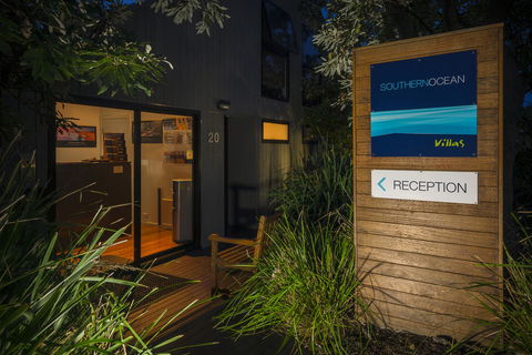 Southern Ocean Villas - QLD Tourism 1