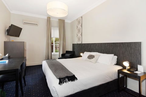 Sovereign Hill Hotel - QLD Tourism 0