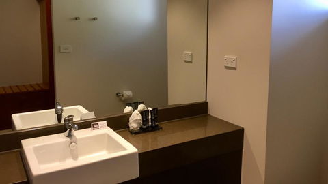 Sovereign Resort Hotel - QLD Tourism 1