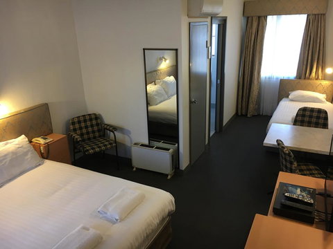 Spa Village Travel Inn - QLD Tourism 1