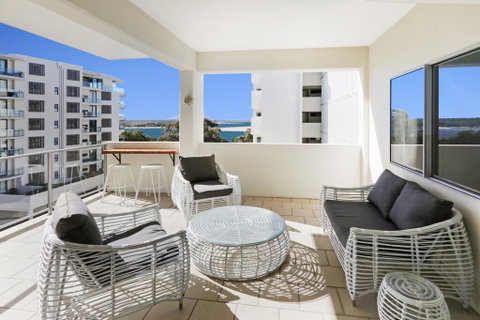 Space Holiday Apartments - QLD Tourism 1