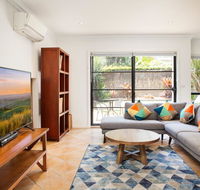 Spacious Home in the Heart of Avalon Beach - Queensland Tourism