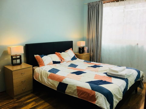 Spacious Townhouse In Wollongong - QLD Tourism 0