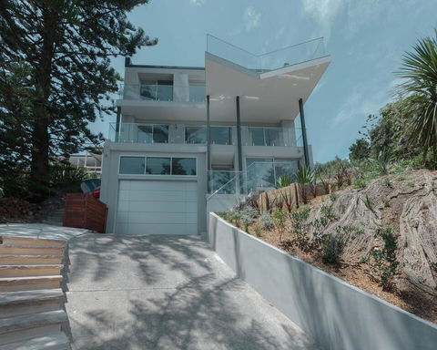 Spectacular Bilgola Beachhouse - Queensland Tourism 2