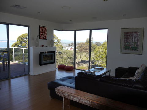 Spectacular Holiday Living - Queensland Tourism 3