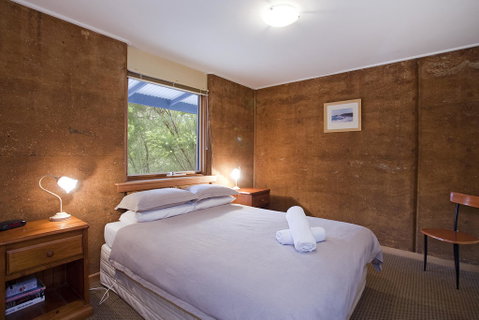 Split Point Cottages - QLD Tourism 1