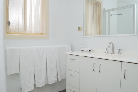 Sportsmans Motor Inn - QLD Tourism 2