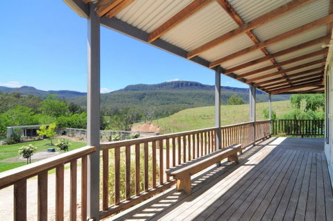 Spring Grove Dairy - Picturesque Views! - QLD Tourism 1