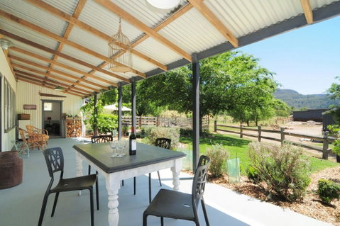 Spring Grove Dairy - Picturesque Views! - QLD Tourism 2