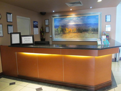 Springwood Tower Apartment Hotel - QLD Tourism 3