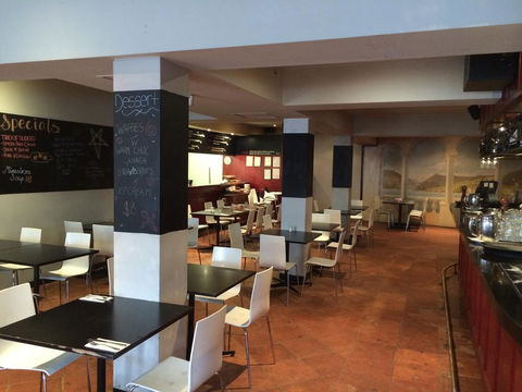 Star Bar Cafe & Hotel - QLD Tourism 3