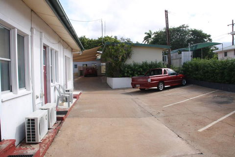 Star Inn Accommodation - Queensland Tourism 1